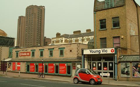 MKT - Old Photo of Building